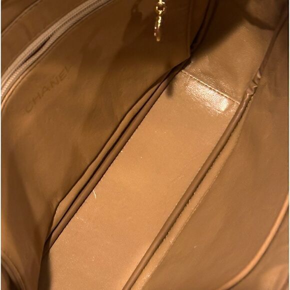 💯% Authentic CHANEL Lambskin Quilted CC Camera Crossbody Shoulder Bag✨ - Picture 10 of 16